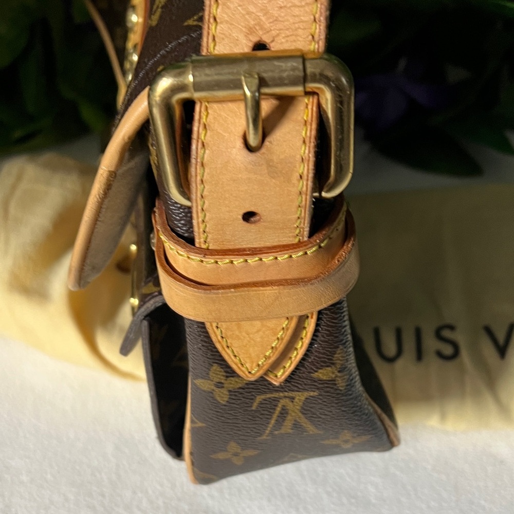 Louis Vuitton Monogram Satchel (Hudson Pm)(authenticated) - Picture 5 of 17